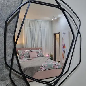  Apartment Onlystudio With Free Parking